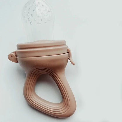 Silicone Baby Fruit Feeder Baby Pacifier Food Vegetable Supplement Soother Infant Nibber Teether with Cover Baby Feeding Items