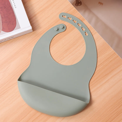Color Kids 1PCS Silicone Baby Bib Adjustable Waterproof Feeding Bib BPA Free Soft Drool Bib Newborn Essentials Saliva Towel